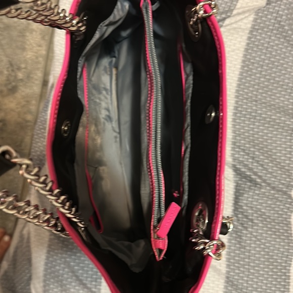 Danier leather bag - Picture 2 of 3